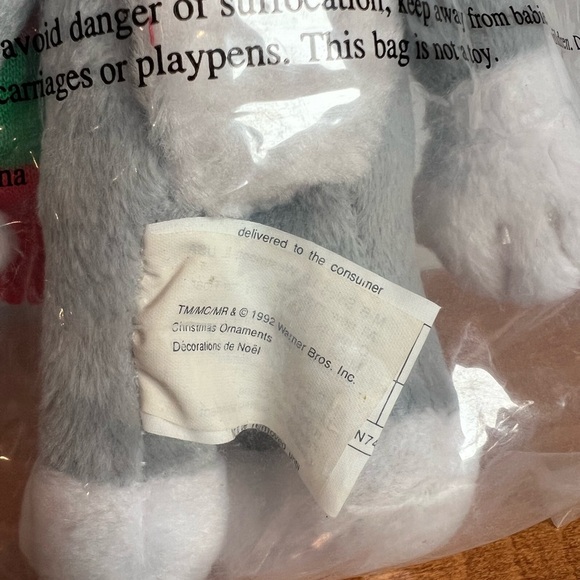 Vintage Looney Tunes x McDonald's Bugs Bunny Plush w Scarf 1992 NEW Packaged - Picture 4 of 7